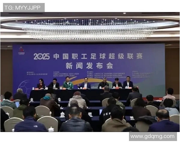 武汉足球队灵活性创新高引发关注助力球队崛起与发展 武汉足球队灵活性创新高引发关注助力球队崛起与发展