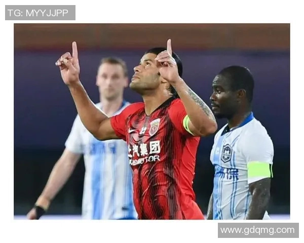 南京极限运动队在世界攀岩锦标赛中以70分领跑积分榜展现强劲实力