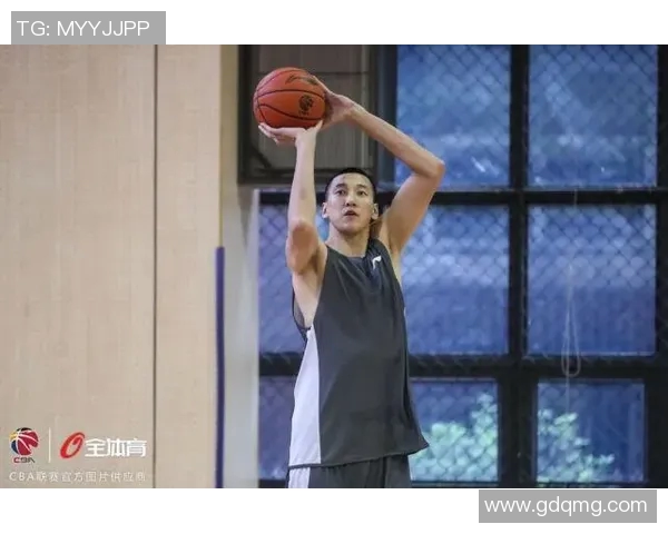 西安篮球队耐力训练的挑战与突破探讨 西安篮球队耐力训练的挑战与突破探讨