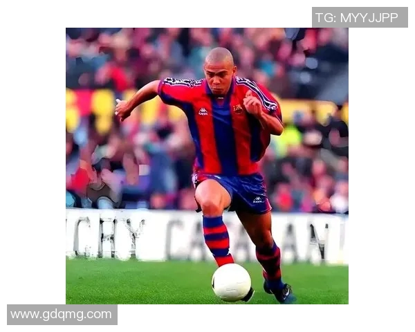 足球传奇罗纳尔多的辉煌历程与影响力解析