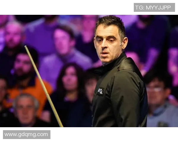 全球足球巨星盘点揭晓百位传奇球员的辉煌历程与精彩瞬间